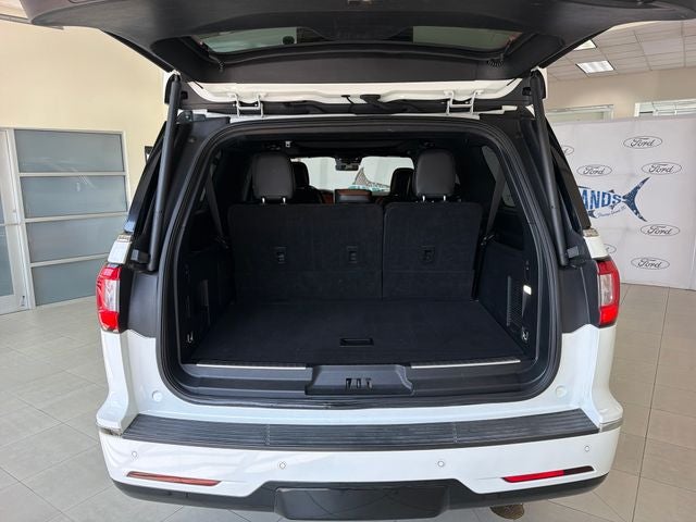 2021 Lincoln Navigator L Reserve