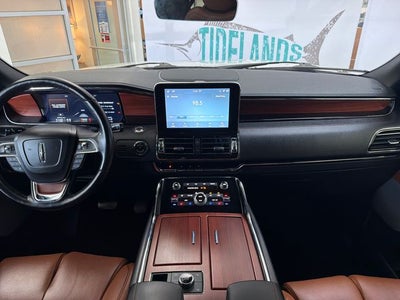 2021 Lincoln Navigator L Reserve