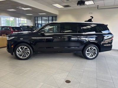 2025 Lincoln Navigator L Reserve