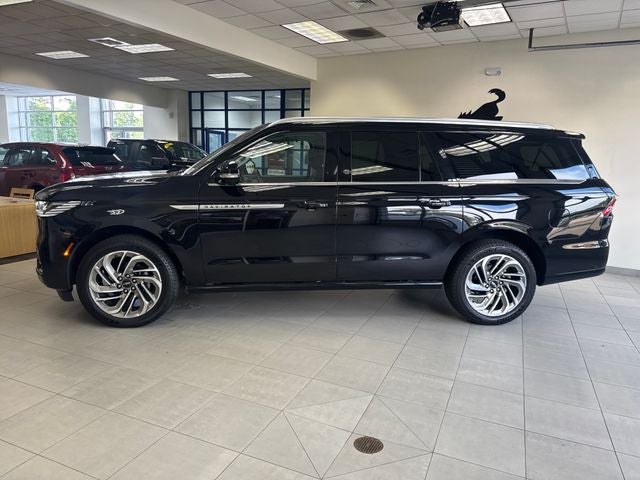 2025 Lincoln Navigator L Reserve