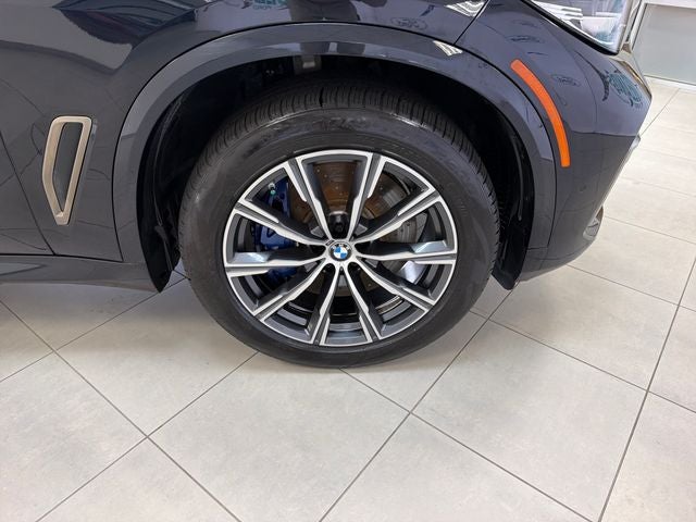 2022 BMW X5 M50i