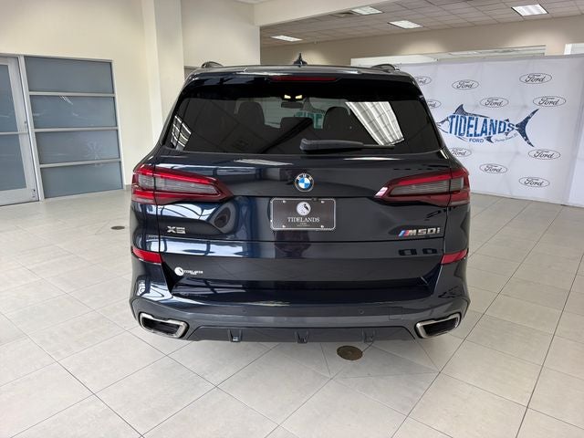 2022 BMW X5 M50i