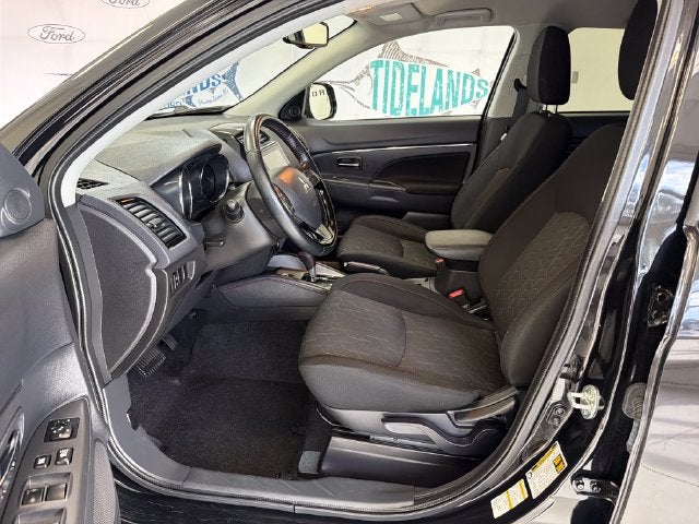 2025 Mitsubishi Outlander Sport 2.0 LE