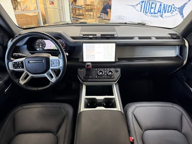 2025 Land Rover Defender 110 S