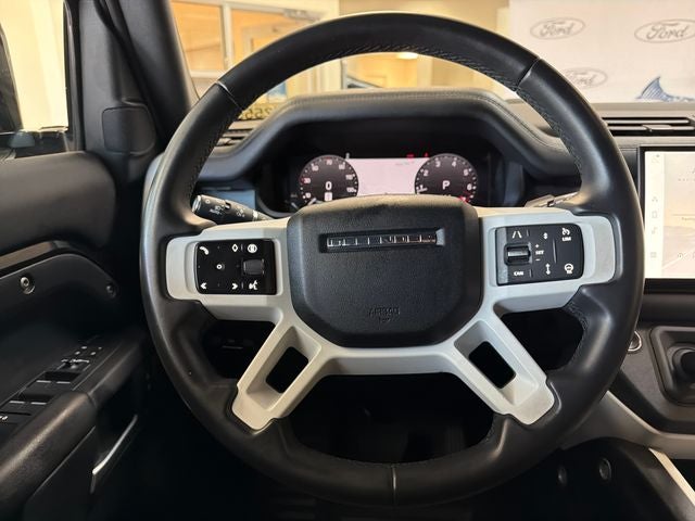 2025 Land Rover Defender 110 S