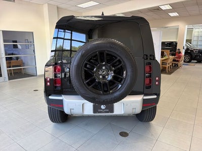 2025 Land Rover Defender 110 S