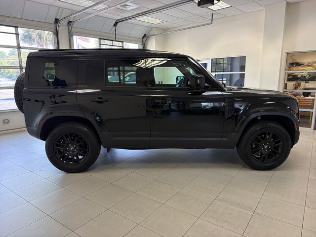 2025 Land Rover Defender 110 S