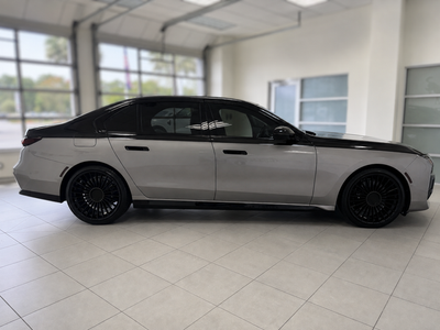 2024 BMW 7 Series 740i