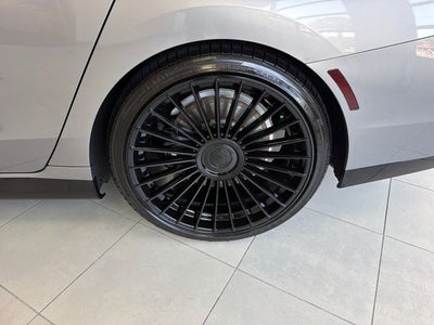 2024 BMW 7 Series 740i
