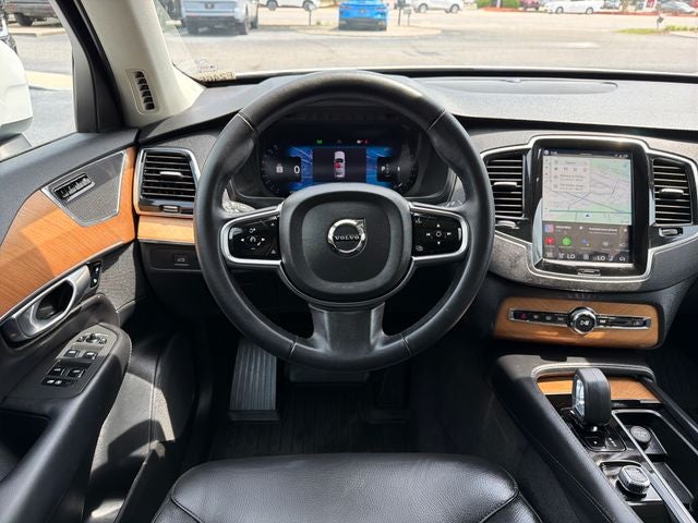 2024 Volvo XC90 B6 Plus Bright Theme 6-Seater